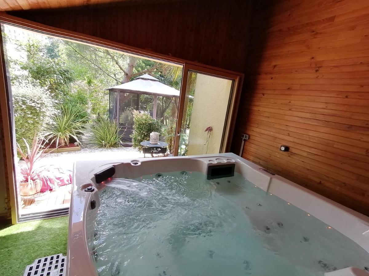 Guest House Dans Jardin Exotique Proche D'Une Voie Verte Morlaix Buitenkant foto